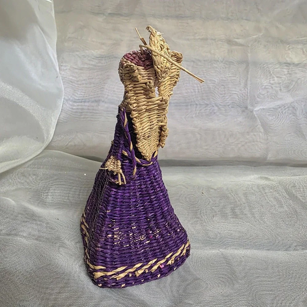 Handmade woven straw